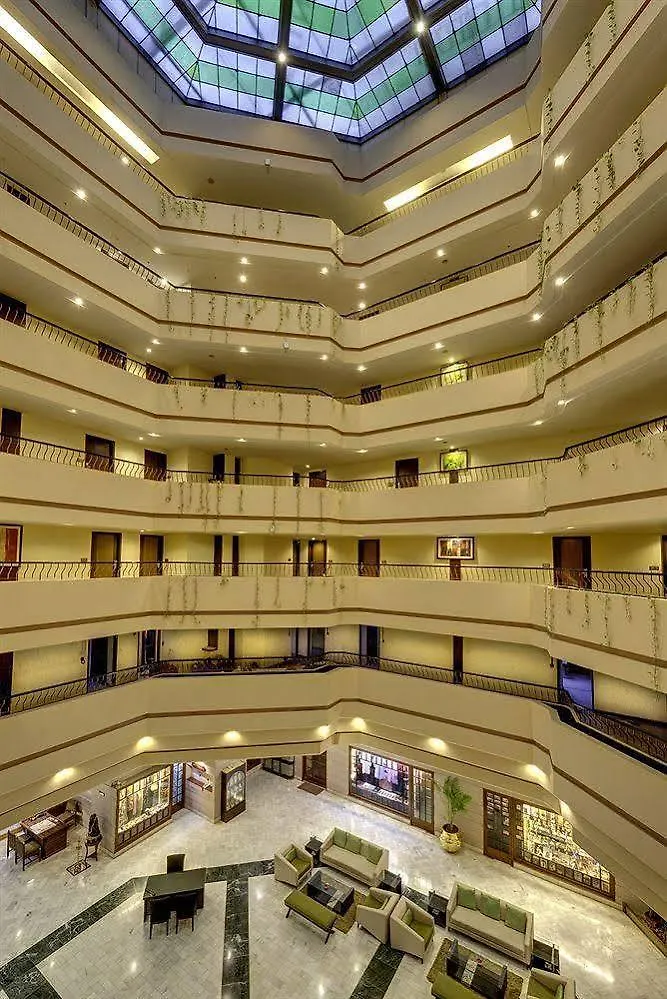 ****  Hotel Hindusthan International, Varanasi India